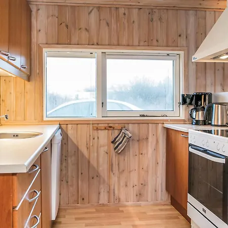 Cozy In Hjorring With Wifi Holiday home