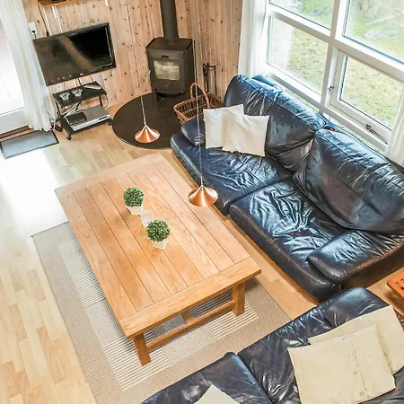 Holiday home Cozy In Hjorring With Wifi Lonstrup