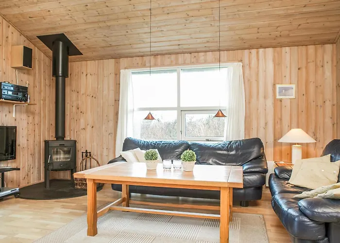 Indemarken Hjorring Iv Дом отдыха *